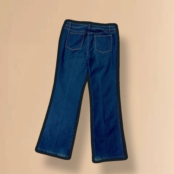 Lafayette 148 New York Dark Wash Classic Bootcut Jeans Size 6 Petite - Picture 12 of 16